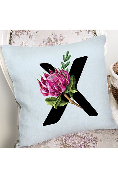 Realhomes Μπλε φόντο Floral μοτίβο Μαύρο γράμμα X Προσαρμοσμένο σχέδιο Ψηφιακή τυπωμένη μαξιλαροθήκη ριχτάρι