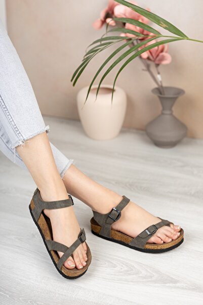 meyra'nın ayakkabıları Green Matte Double Buckle Sandals