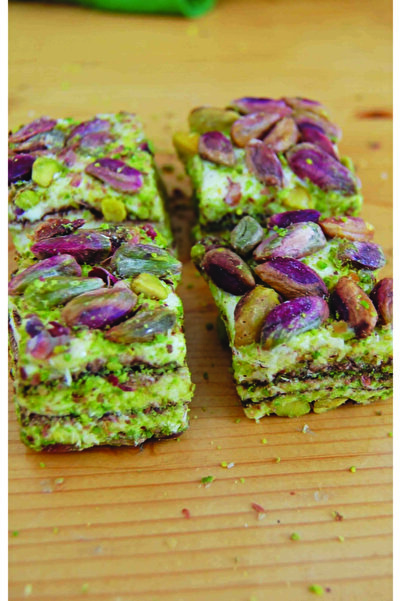 Necim Öksüz Lokum- Cezerye Antep Fıstıklı Çikolatalı Baklava Dilim Lokum 500gr