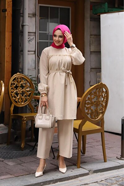 MİSSKAYLE Σετ με λεπτομέρεια βολάν, μπεζ χιτζάμπ