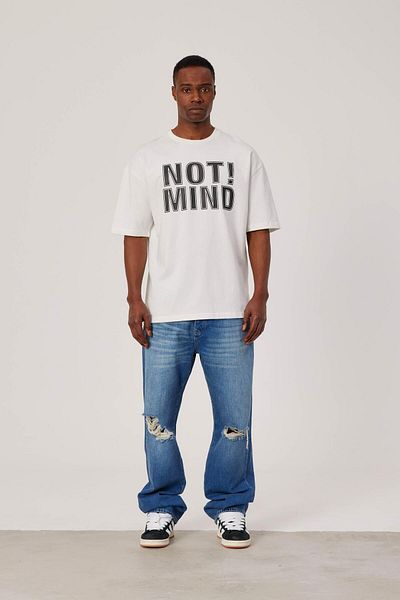 NOMARC Λευκό T-Shirt - Σημείωση με γραμμένο