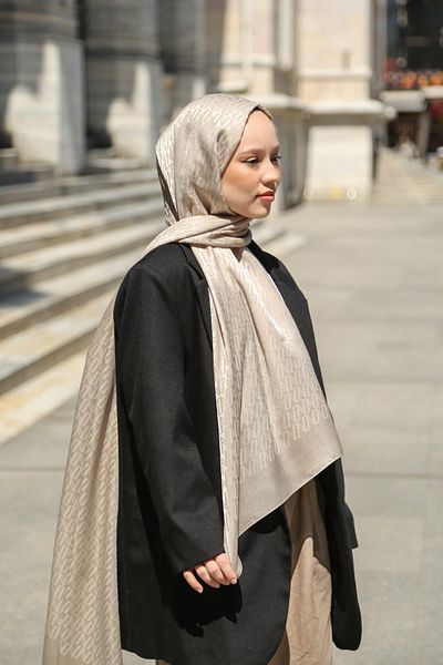 Hint İpek Jakav12-18 Jacquard Shawl