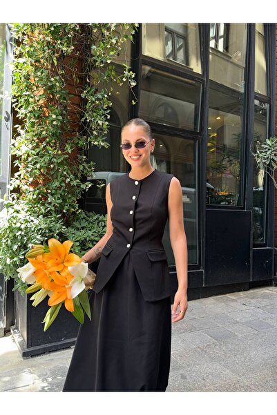 buqre's moda Set vestă asimetrică și fustă lungă - Detaliu cu nasturi perlați