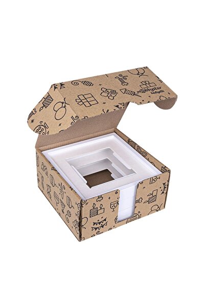 Veintitres Yapışkanlı Sök-tak Paspartulu Beyaz 14x14cm Plastik Pola Kare Fotoğraf Çerçevesi - 3'lü paket