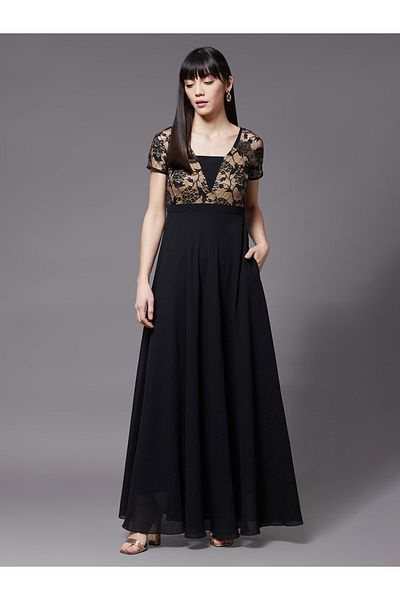 Miss Chase By Styli Lace Detail V Neck A-Line Maxi Dress