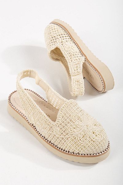 EYLÜLDEN MODA SHOES صندل بتفاصيل محبوكة من نيكو
