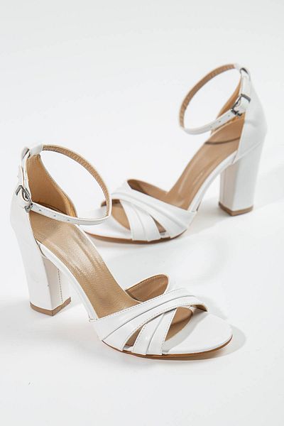 GULT Women's Thick High Heeled Shoes and Bag Set White