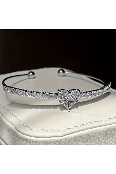 Silpus سوار قابل للتعديل على شكل قلب فضي