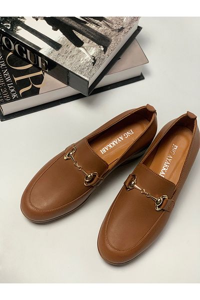 FNG Store حذاء نسائي كلاسيكي مزين بإبزيم من الجلد الحقيقي - من الداخل والخارج