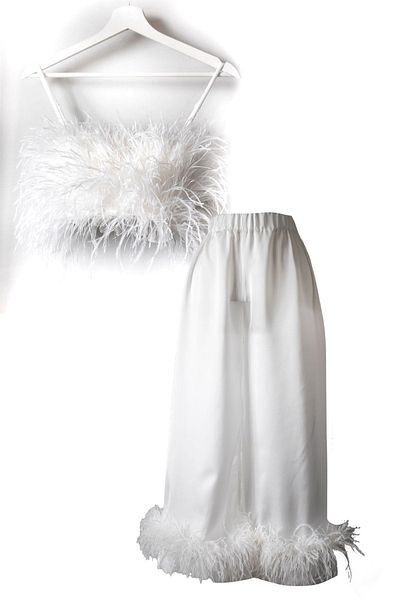 Mita Concept White Silk Satin Camel Feather Set