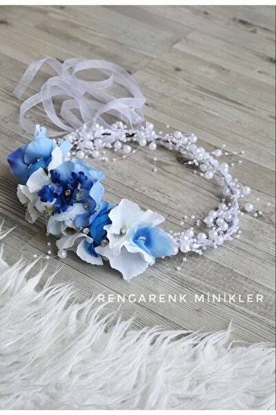 çiğdem kaya design Синьо-бяла корона с цветя от перли и детайли за бременни (...
