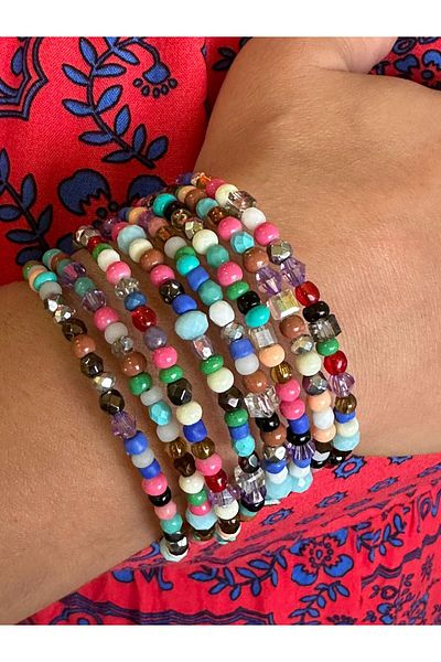 Gönülden Tasarım Women's Wrapped Bracelet - Crystal Color and Bead Detail