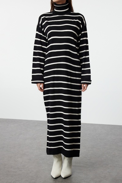 Trendyol Modest Thin Knitwear Black Striped Dress - TCTAW25EB00014