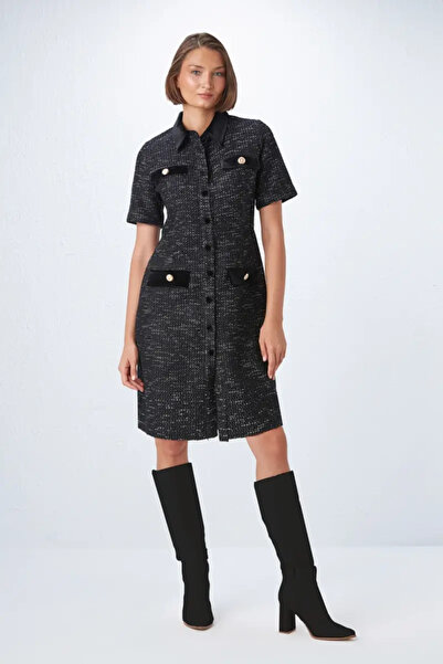 Gusto Φόρεμα με βελούδινο γιακά - Μαύρο