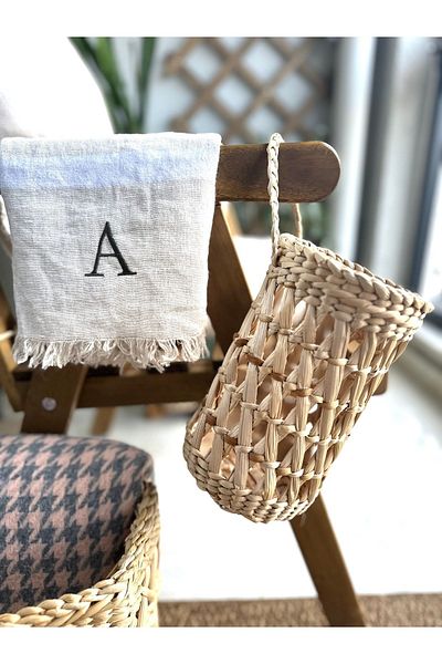 AFRALYAHOME Διακοσμητικό κρεμαστό ψάθινο Organizer Θήκη Thermos Θήκη χειριστηρίου Καλάθι μπαμπού πολλαπλών χρήσεων