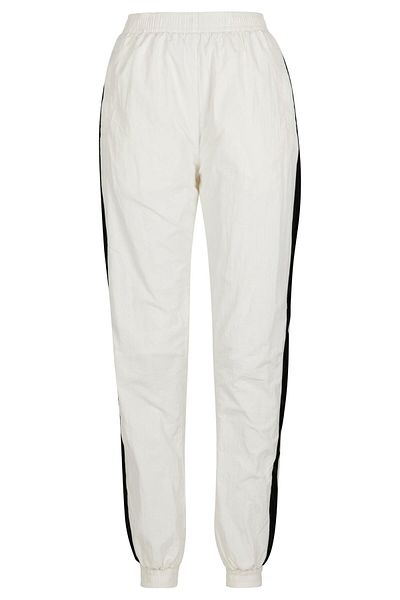 Urban Classics Gestreifte Crinkle-Hose für Damen