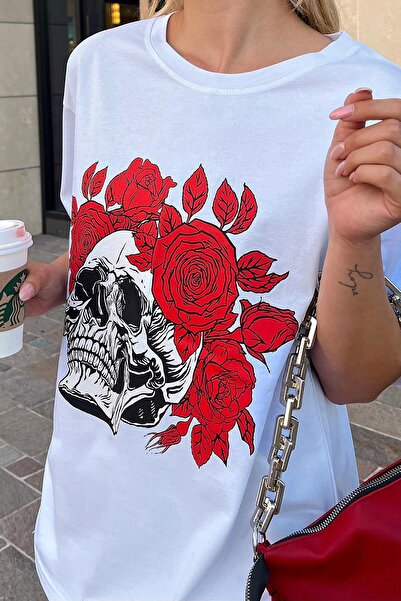 Swist Tricou damă oversize cu craniu alb și trandafir