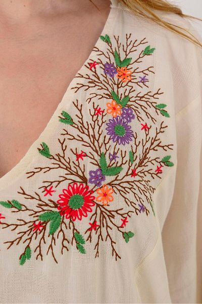 Park Moda AN10707 - V-Neck Embroidery Detailed Dress