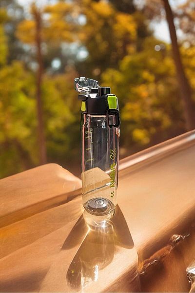 YDGR 750 ml Stylish Finger Strap Shaker for Athletes - Smoothie Flask and Water Bottle