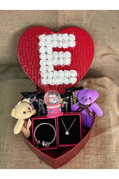 PİNK SHAKE 14 Şubat Sevgilier Günü Hediye Kutusu Güllü Kolyeli Kar Küresi