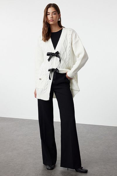 Trendyol Modest Πλεκτή ζακέτα με πέτρινη κορδέλα - Πέτρα Κουμπί, TCTAW25TH00015