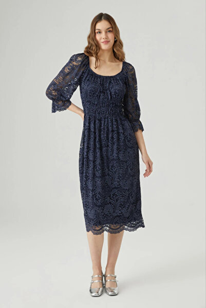 Gusto Navy Blue Lace Dress