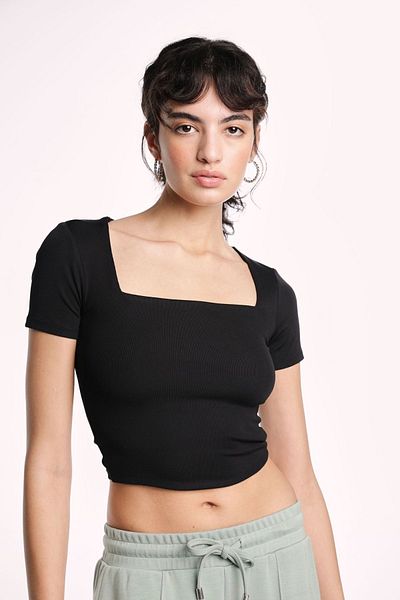 Cistern İstanbul Black Square Neck Women's Blouse - Short Sleeve