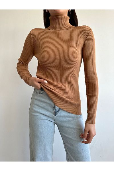 BEJNA Kamelfarbener Rollkragen-Strickpullover für Damen