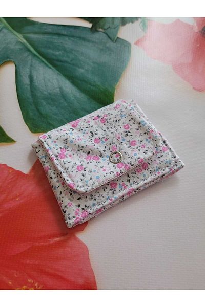 Kız Kardeşlerin Atölyesi Plaid and Floral Pattern Wallets - Leopard Card Holder