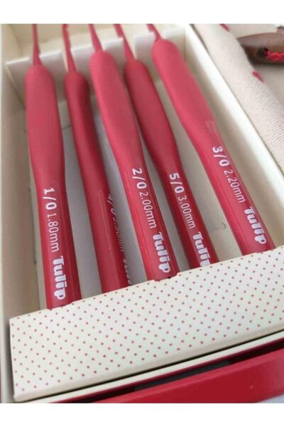 Tulip Σετ βελονάκι Etimo Red