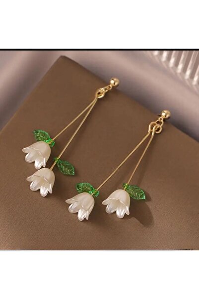 Merin Zarif Çiçek Tasarım Küpe