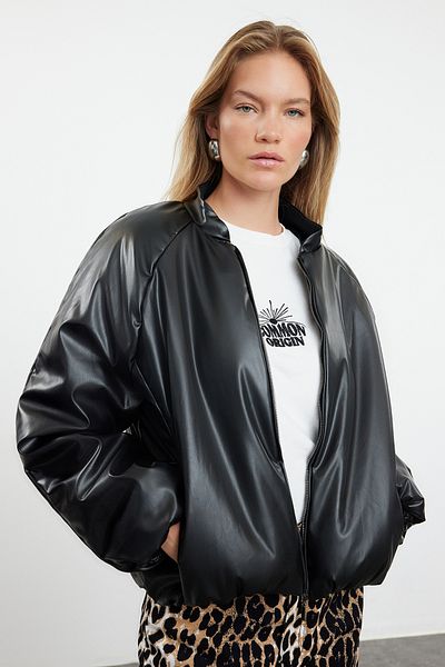 Trendyol Collection Oversize Faux Leather Quilted Coat - Black Inflatable, Twoaw25Mo00119