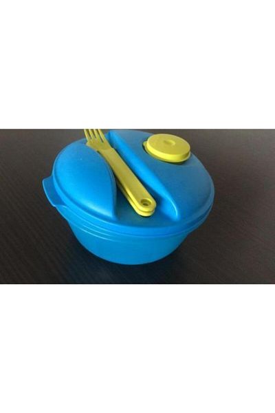 Tupperware Salad Container with Sauce 1.5 Liter