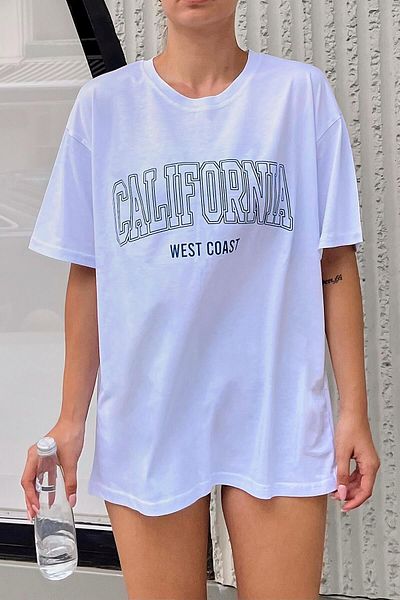 Swist White West Coast nyomott nagyméretű női póló