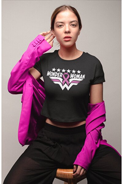 Fuddy Moda Top crop cu litere imprimat Wonder Woman - Bluză de damă cu pangli...