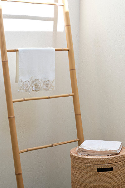 Nazik Home 50 x 90 см Рушник для обличчя з мереживом Sedef Çiçek