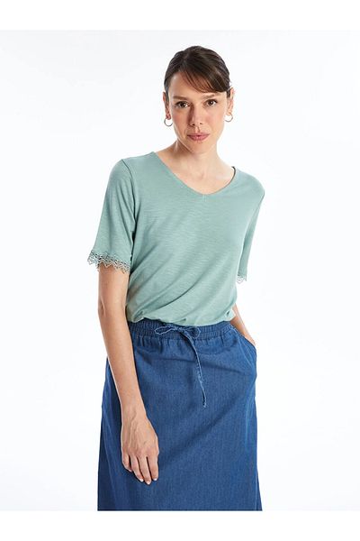 LC Waikiki LCW Grace - Γυναικεία κοντομάνικη μπλούζα με ίσια λαιμόκοψη