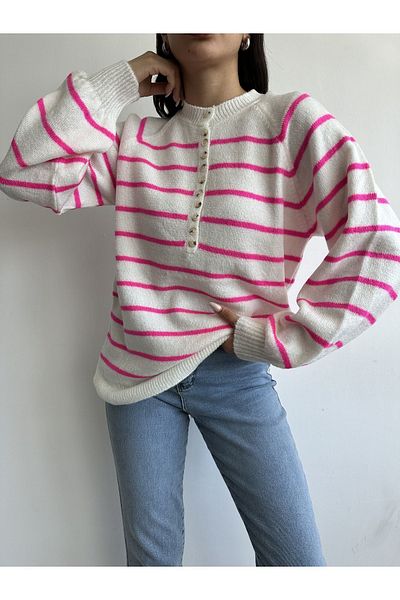 BEJNA Gestreifter Strickpullover mit fuchsiafarbenem Kragen und Knopfloch für Damen
