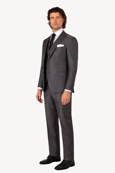 Ysf Erkek Gri Slim Fit Çift Yırtmaç Yelekli Takım Elbise