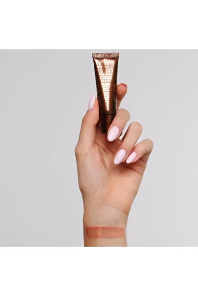 Eveline Cosmetics سيروم شامبو الشفاه المغذي والمرطب 12 مل من شوكو جلامور