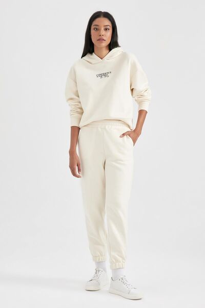 DeFacto Pocketed Jogger Sweatpants - Thick T5903az23au