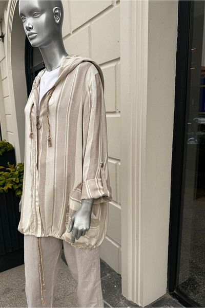 SARE ERKMEN White Linen Jacket