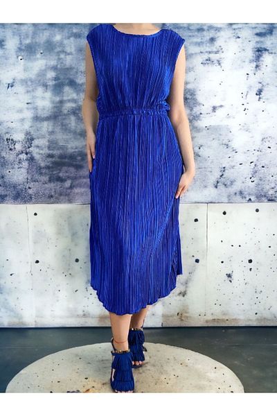 BEBE PLUS PLEATED DRESS