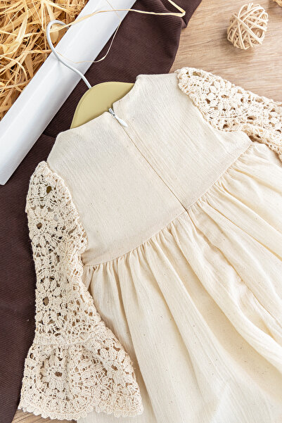 Babymod Dantel Detaylı Dokuma Kumaş Krem Kız Bebek Elbise