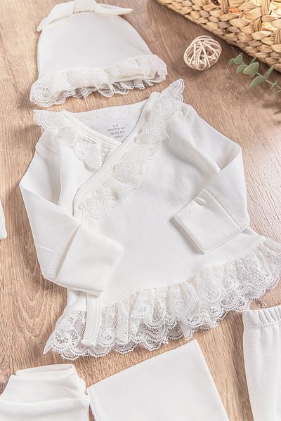 Babymod Natural Scalloped 10 Piece Baby Girl Hospital Outlet Baby Set
