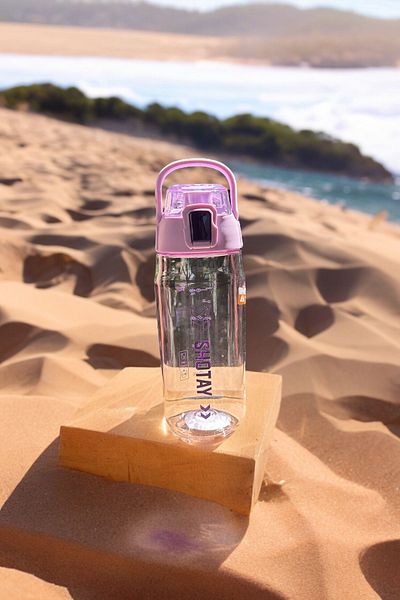 YDGR 600 ml Stylish Smoothie Shaker - Elevate Your Energy with Finger Strap and Water