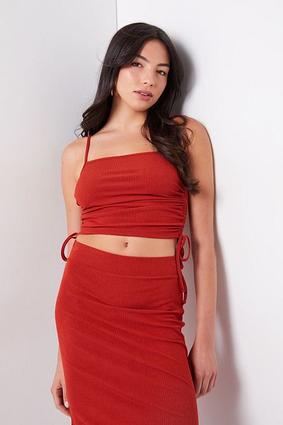 Ardene تانك مضلع فائق النعومة مع اندفاع جانبي