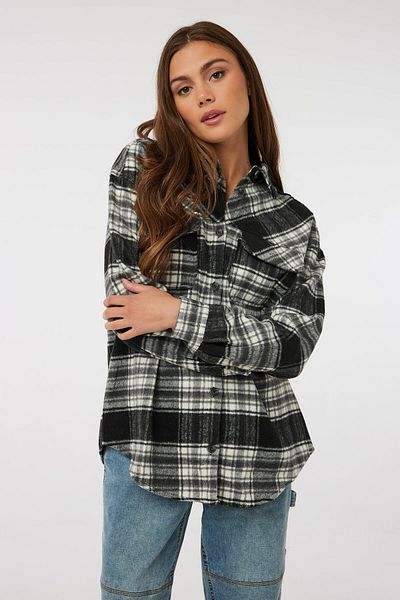 Ardene قميص منقوش صوف المتضخم