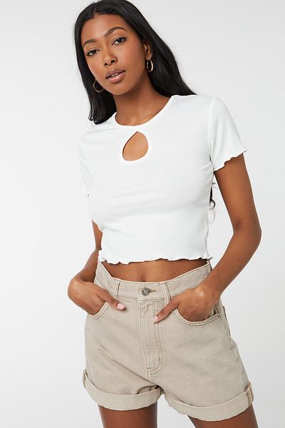 Ardene Lettuce-Edge Crop Top with Cut Out
