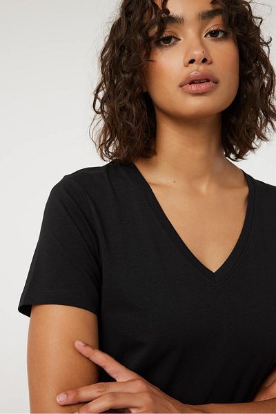 Ardene Basic V-Neck Tee